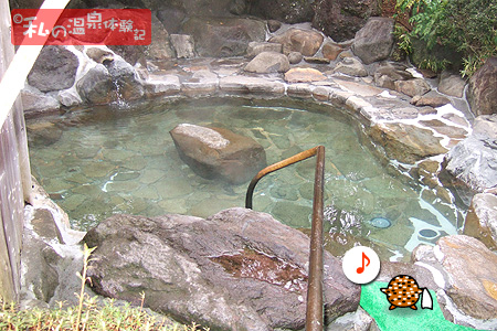 別所温泉　花屋　露天風呂の写真